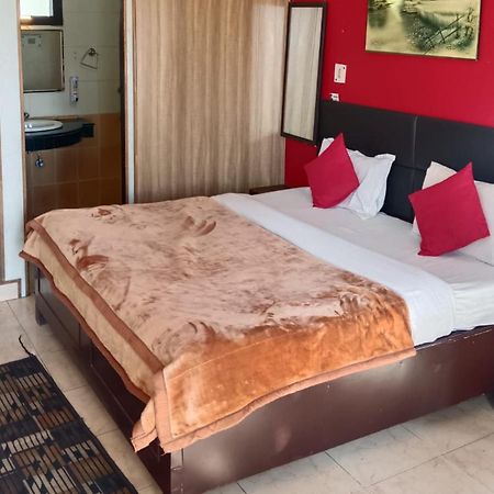 Shikha Resort Ewentbliz Bhīm Tāl Exteriér fotografie