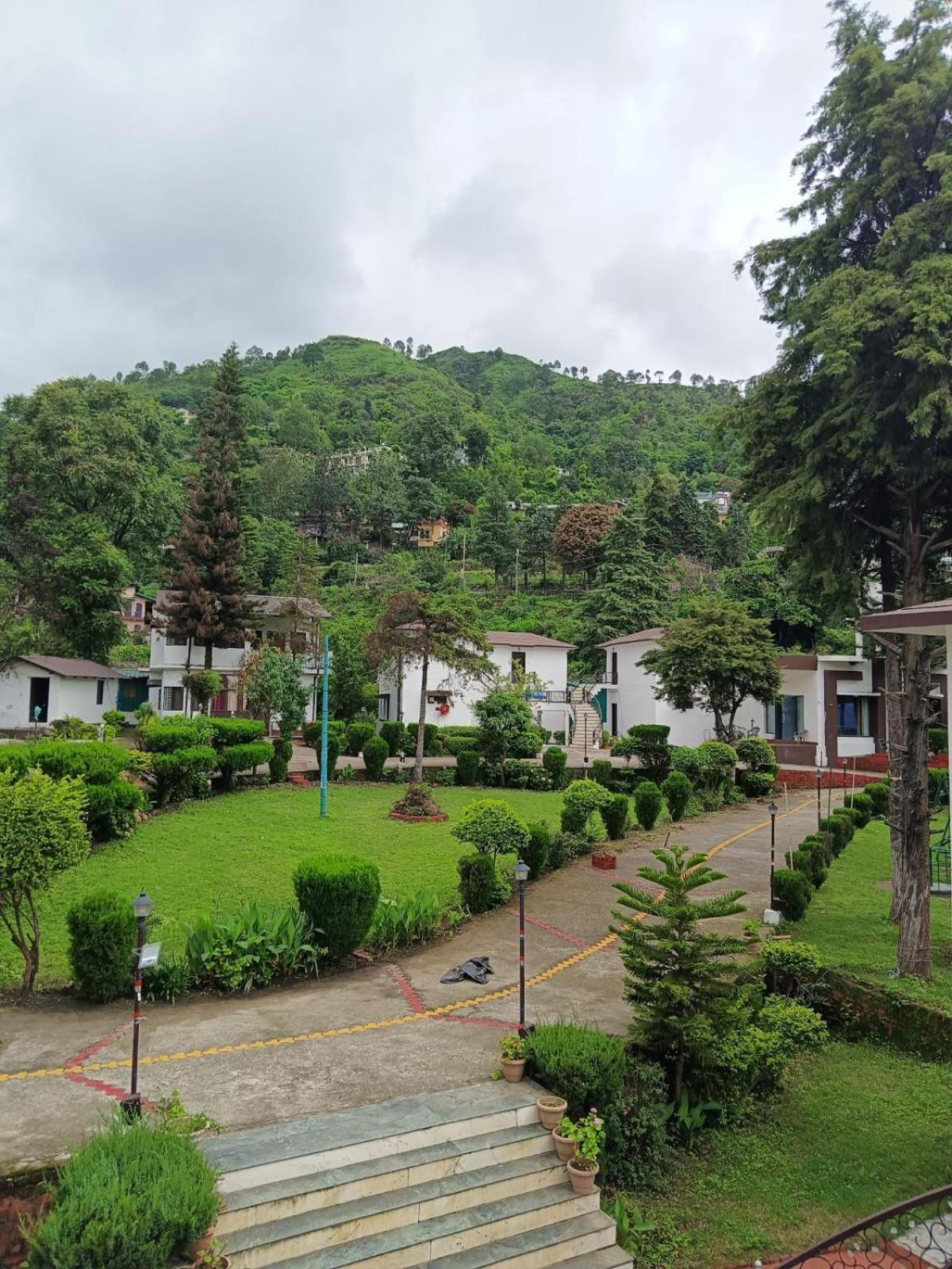 Shikha Resort Ewentbliz Bhīm Tāl Exteriér fotografie