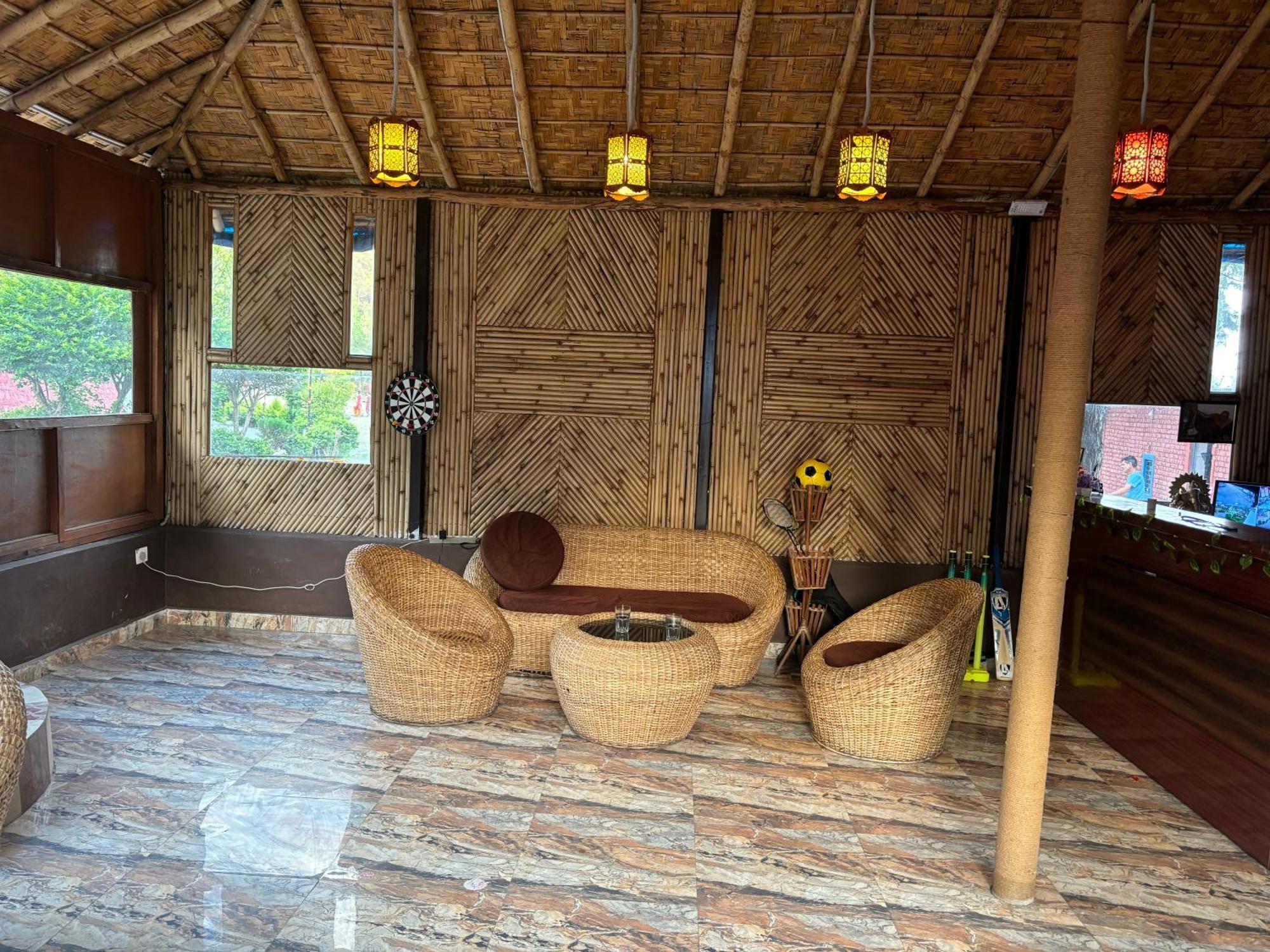 Shikha Resort Ewentbliz Bhīm Tāl Exteriér fotografie