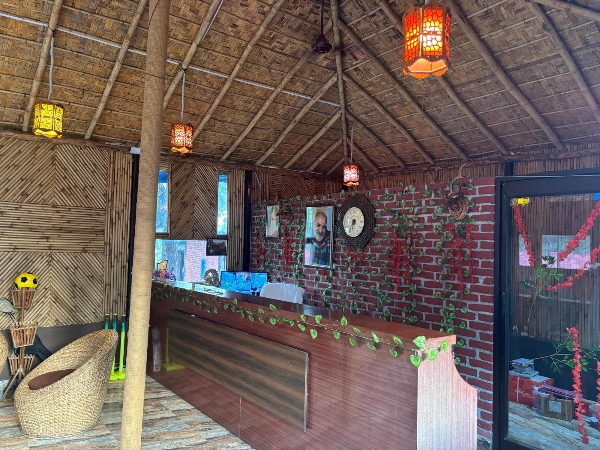 Shikha Resort Ewentbliz Bhīm Tāl Exteriér fotografie