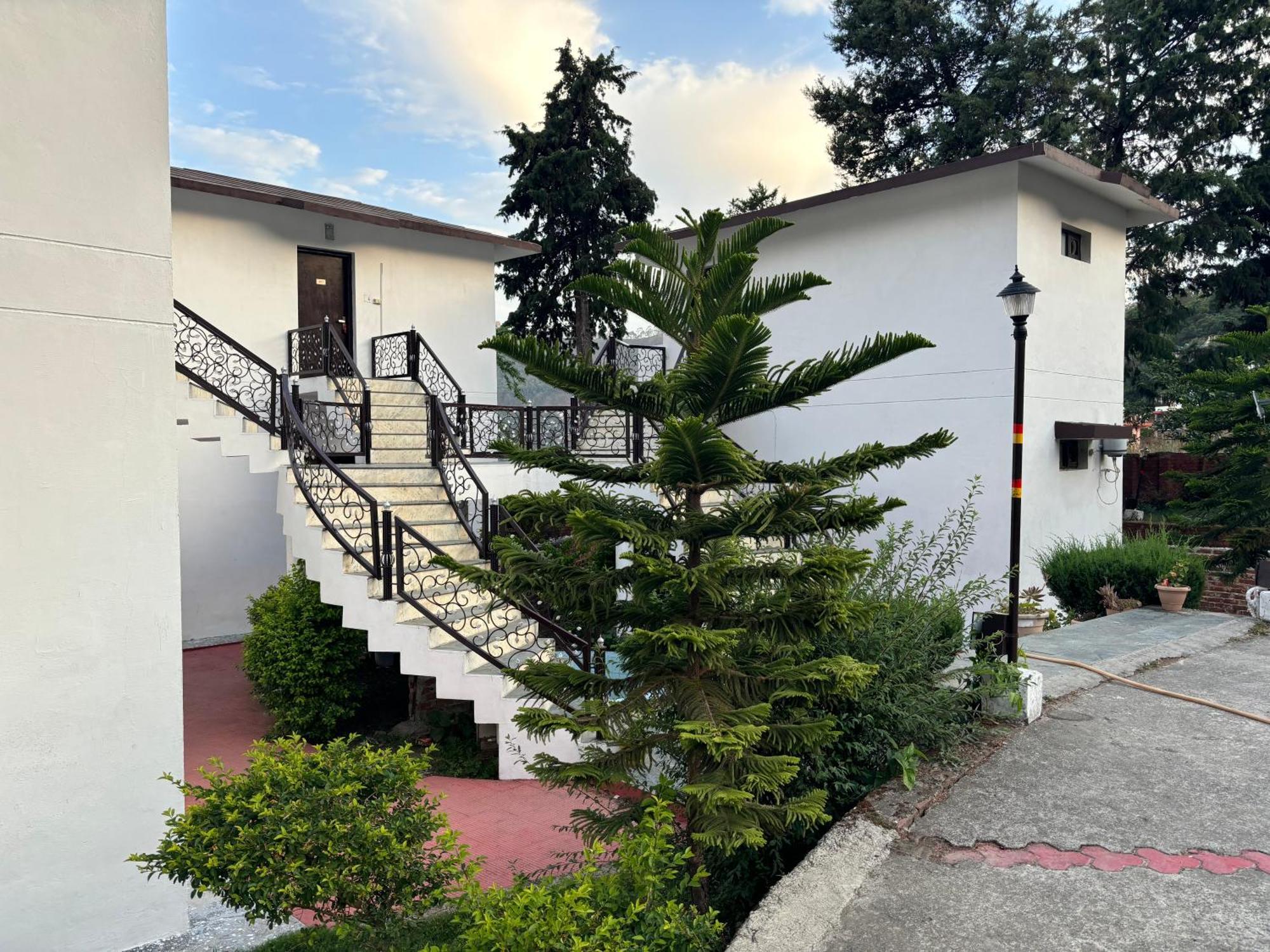 Shikha Resort Ewentbliz Bhīm Tāl Exteriér fotografie
