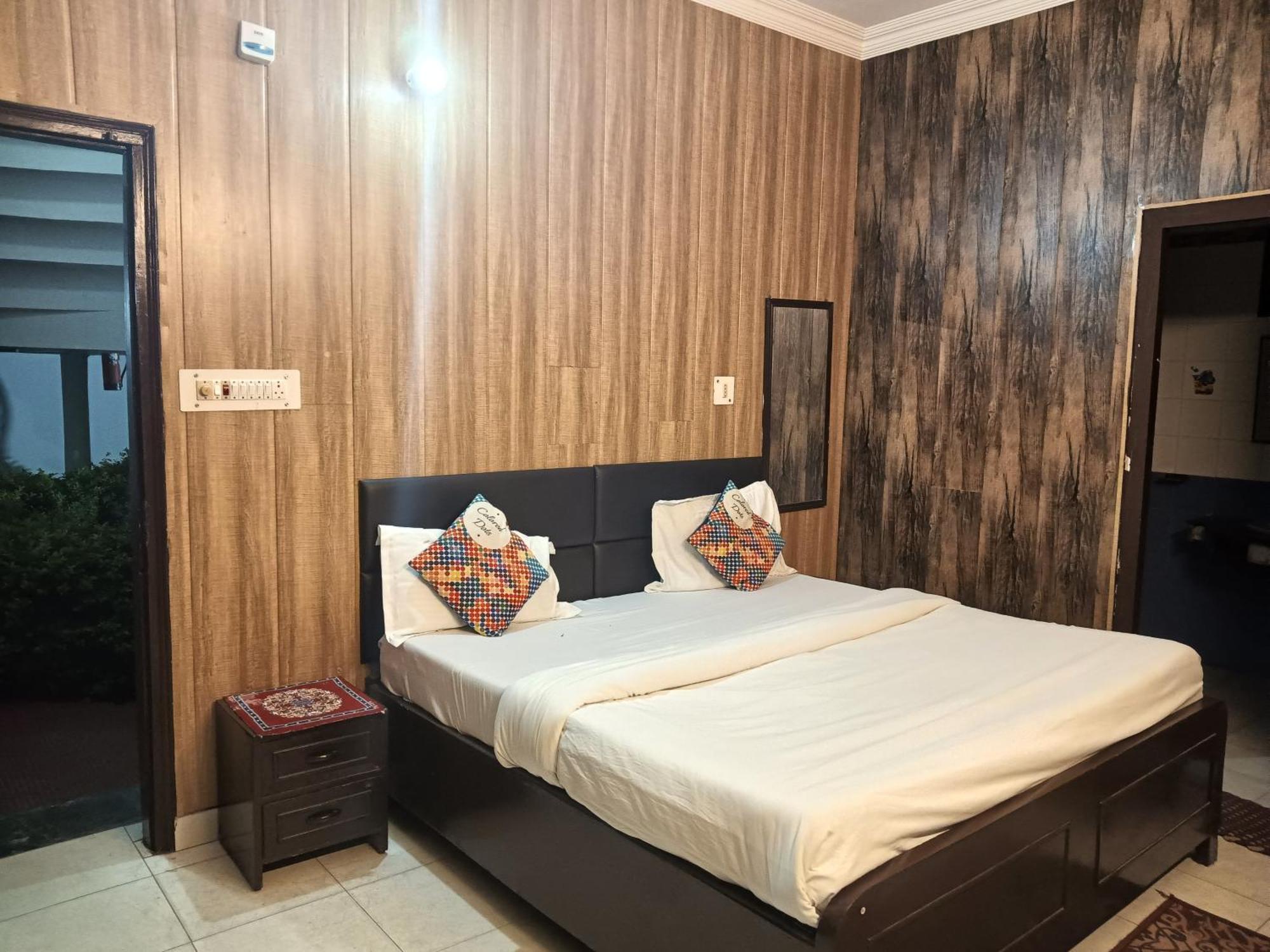 Shikha Resort Ewentbliz Bhīm Tāl Exteriér fotografie